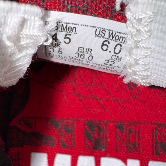 Rare Vans Marvel Spider-Man Graphic Slip On Sneakers - Picture 6 of 6